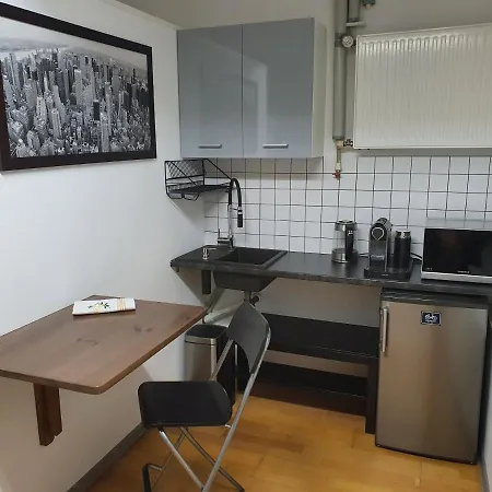 Cave Mokotow Apartment